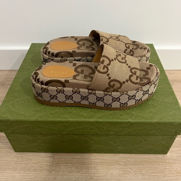 Gucci Slides - Picture 3 of 7